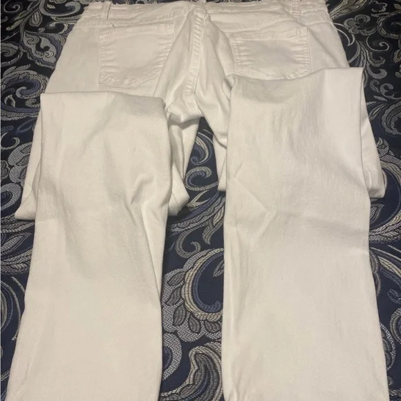 White Ripped Jeans - Picture 5 of 9